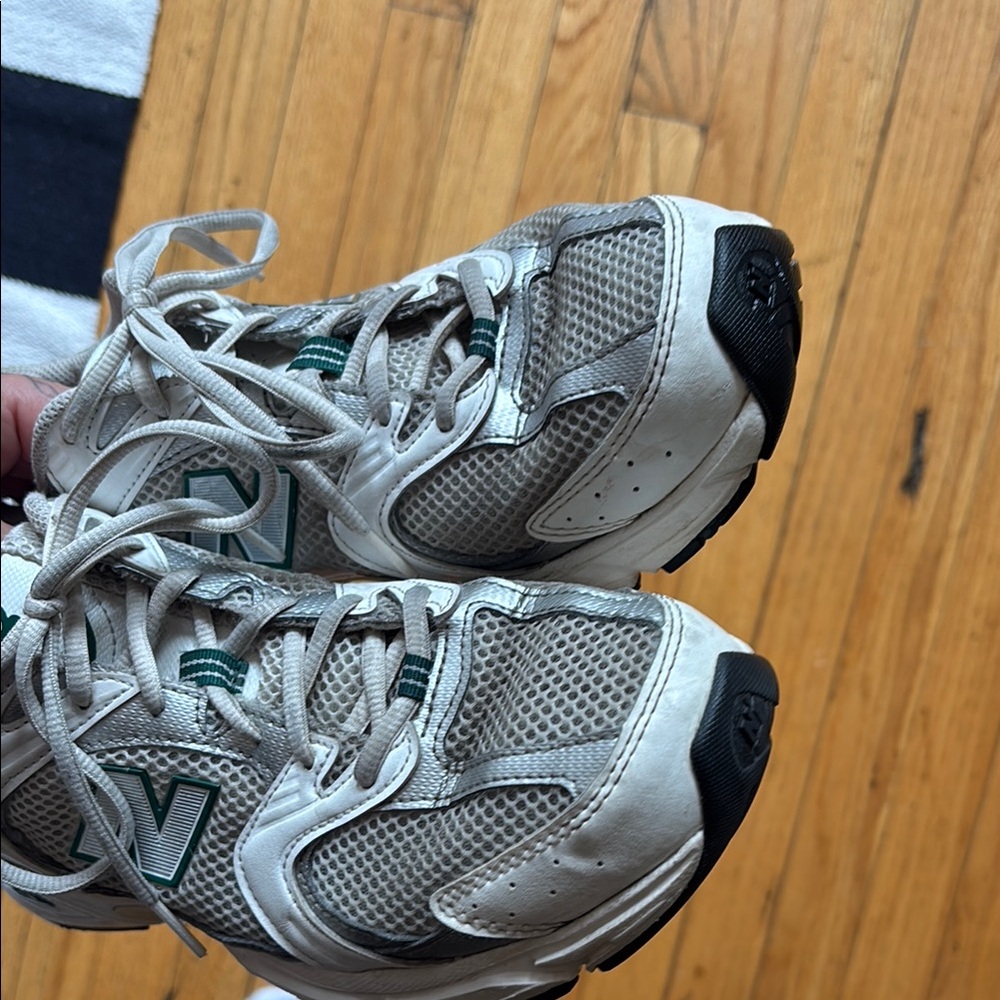 New Balance 530 White & Silver Running Sneakers - Picture 5 of 8